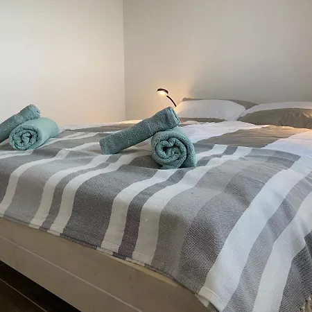 Vikendica Ferienhaus Bristel Peroj